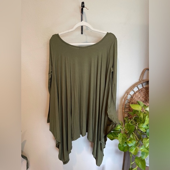 NWOT Reb & J 220 Women’s Olive Green Asymmetrical Dress Tunic Top Cover Up - Picture 2 of 8